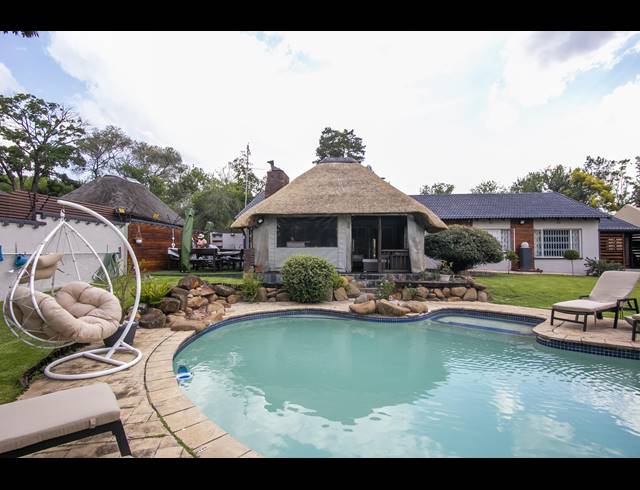 3 BEDROOM HOUSE TO LET IN SONNEGLANS